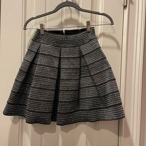 EUC ROMEO + JULIET COUTURE A-Line Skirt - XS